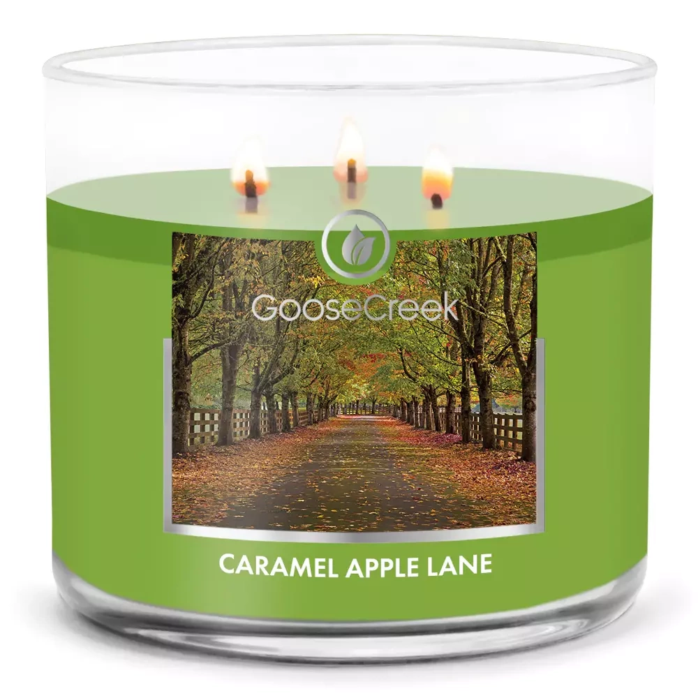 Goose Creek Caramel Apple Lane świeca sojowa 3 knoty 411g