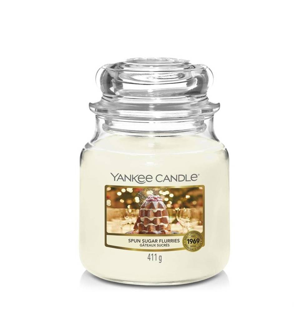 Yankee Candle Spun Sugar Flurries średnia świeca zapachowa 411g